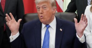 „Să curgă petrolul!”. Trump anunță cu entuziasm încheierea unui acord cu Iranul