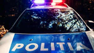 Poliția din Sibiu, în alertă: adolescentă căutată după ce ar fi fost obligată de fostul iubit să urce într-un autoturism, cu care au plecat
