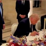 Trump a semnat acordul cu Iranul la lumina lumânărilor de la Versailles. Imagini din locul cu „mult aur”, pe care liderul american voia să-l vadă