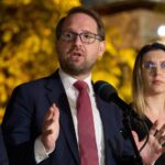 Reacții de susținere din USR pentru Dominic Fritz după ce a pierdut procesul cu ANI. „Simți cum bate un aer rece dinspre Belarus și Moscova”