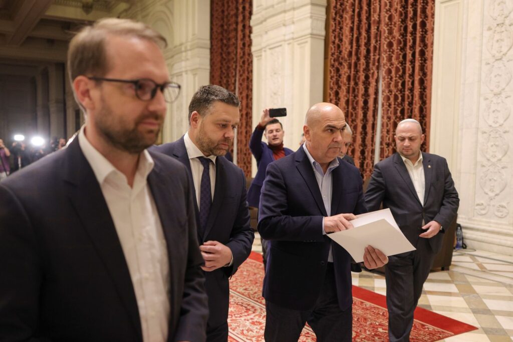 Un fost ministru al Justiției denunță „joia mizerabilă și un Blitzkrieg”