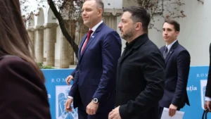 Volodimir Zelenski îi răspunde omologului din Polonia, care i-a retras o distincție: ‘Am crezut că era destinat poporului ucrainean şi armatei noastre’