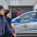 Razii de amploare în Rusia, unde bărbații sunt duși cu forţa la sediile birourilor de informare-recrutare