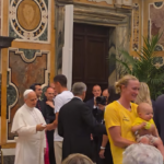 David Popovici, întâlnire specială cu Papa Leon al XIV-lea