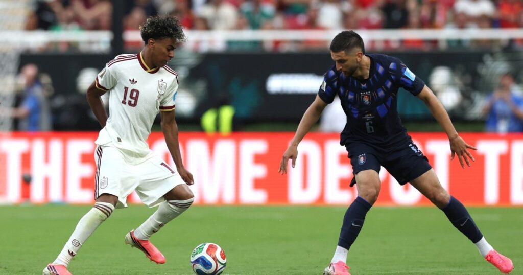 Spania a eliminat Uruguay, echipa Insulelor Capului Verde merge în „16”-imi!