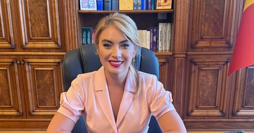 Avocata Silvia Uscov demisionează din AUR: „Am descoperit că nu suntem animați de aceleași valori”