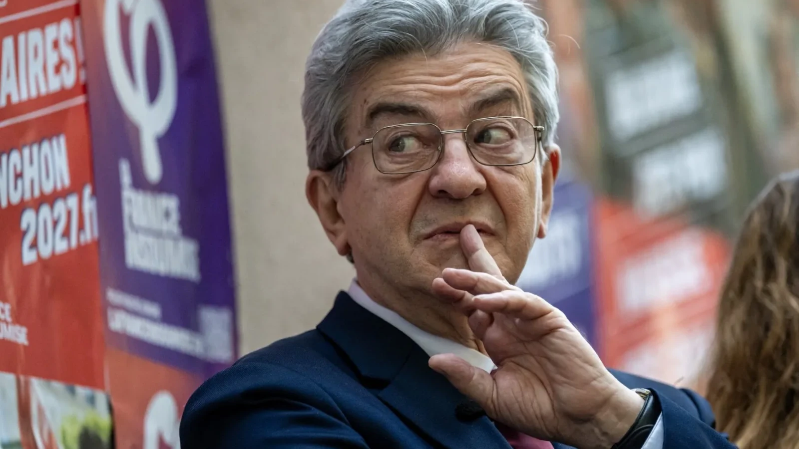 VIDEO Epoca post-Macron se anunță una fierbinte: Franța ar putea să iasă din NATO / Propunere făcută de un candidat la alegerile prezidențiale