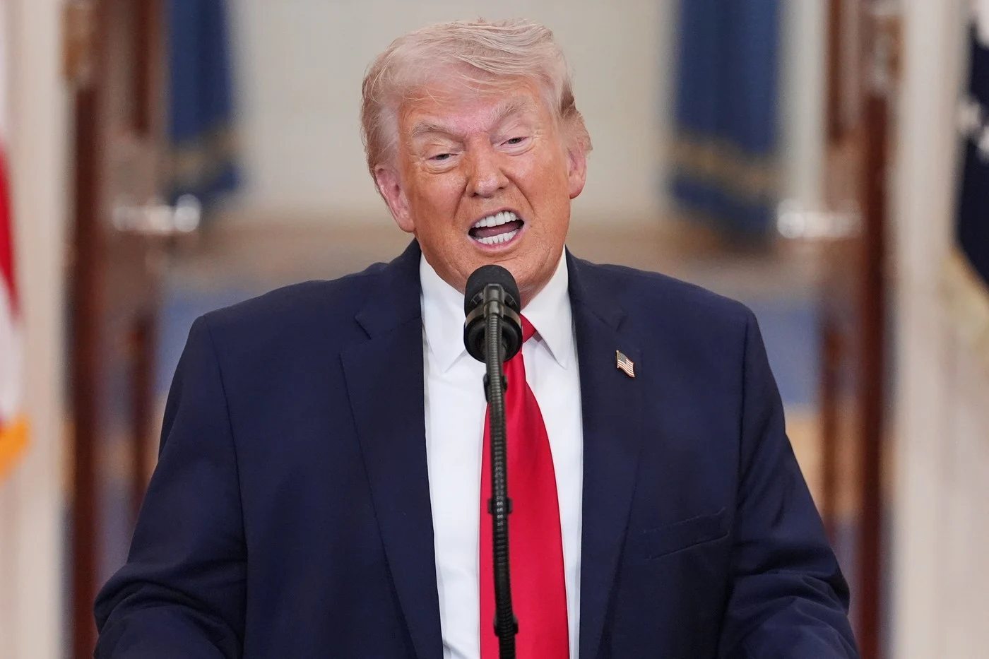 Trump sfidează îngrijorările americanilor. FOTO Profimedia