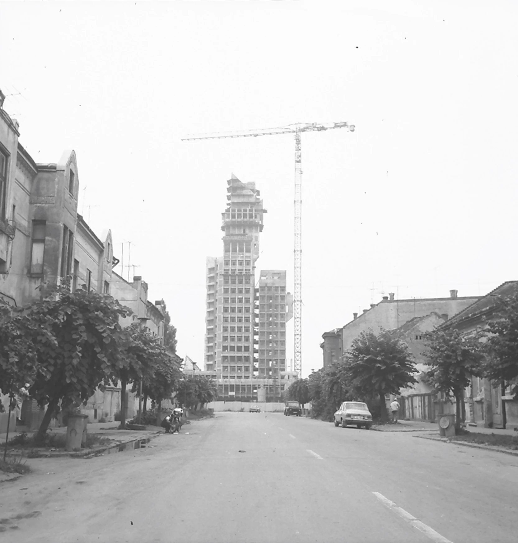 Imagini de la constructia Palatului administrativ din Satu Mare  Sursa CJ Satu Mare (3) jpg