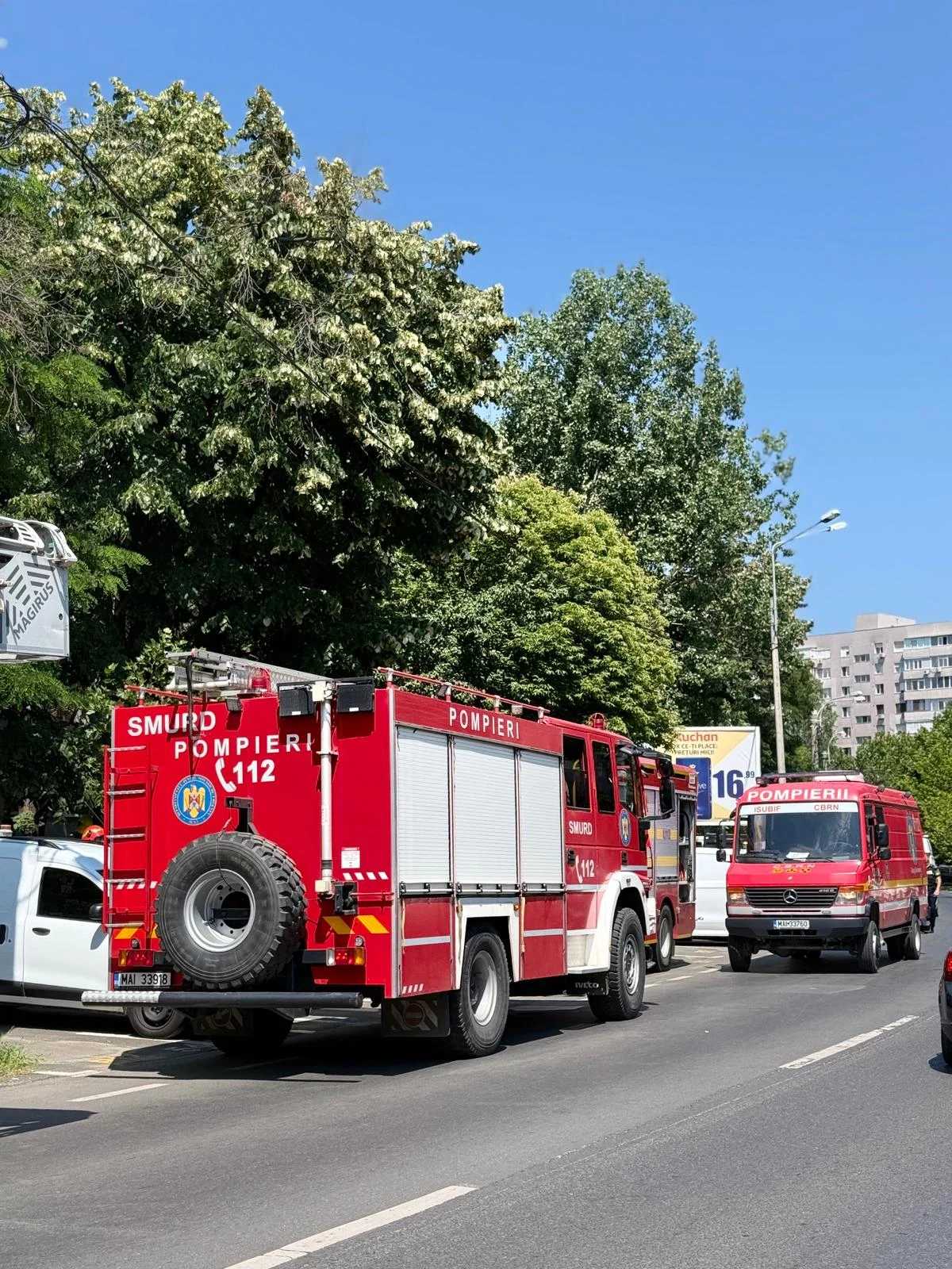 Este din nou pericol de explozie &icirc;n Rahova. FOTO: ISU