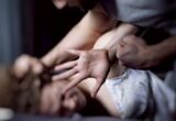 Caz de o cruzime rară în Arad: Femeie sechestrată și abuzată sexual de cinci bărbați. Agresorii au fost arestați