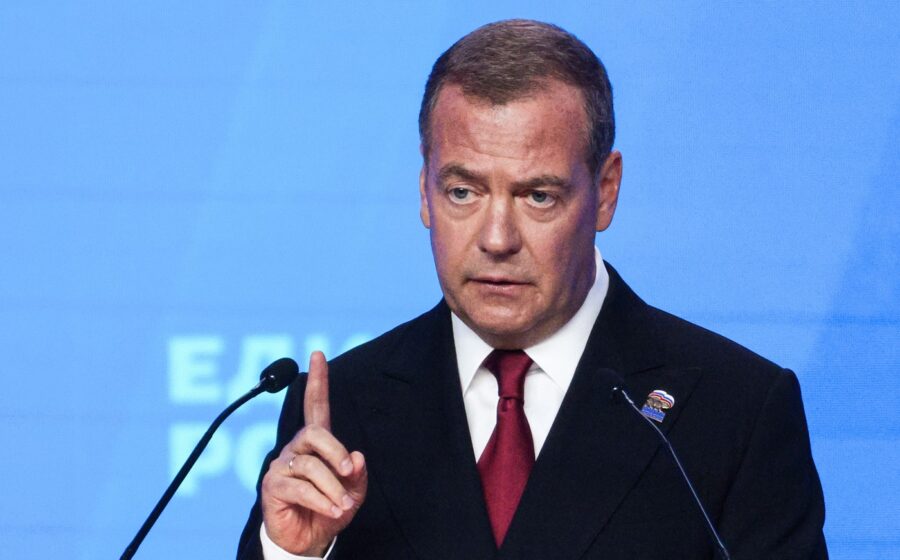 Medvedev consideră ilegale toate sancţiunile împotriva Rusiei: „Nu sunt prevăzute nicăieri, nici în Carta ONU”