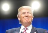 Sfidare totală în fața furtunii puternice! Trump refuză să își amâne discursul istoric de la National Mall în ciuda avertizărilor meteo