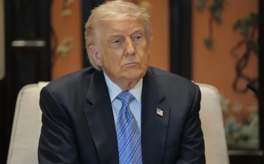 Trump s-a oferit, într-o convorbire cu Putin, să contribuie la găsirea unei soluții pentru războiul din Ucraina