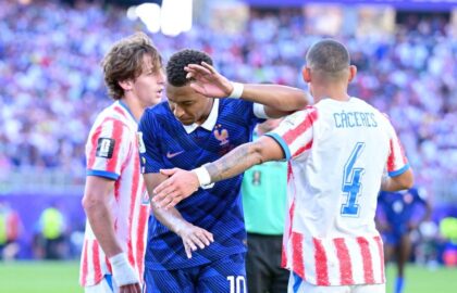 Tăvălit tot meciul, Mbappe n-a mai rezistat la interviuri: „Știm și noi! Duceți-vă dracului!”