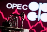 OPEC+ trece prin testul reluării exporturilor după războiul din Golf. Producția crește din august, în timp ce prețurile scad