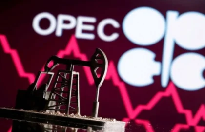 OPEC+ trece prin testul reluării exporturilor după războiul din Golf. Producția crește din august, în timp ce prețurile scad