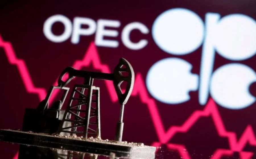 OPEC+ trece prin testul reluării exporturilor după războiul din Golf. Producția crește din august, în timp ce prețurile scad