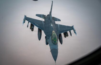 Armata americană a lansat „o serie de lovituri puternice” împotriva Iranului, după atacurile asupra unor petroliere uriașe în Strâmtoarea Ormuz