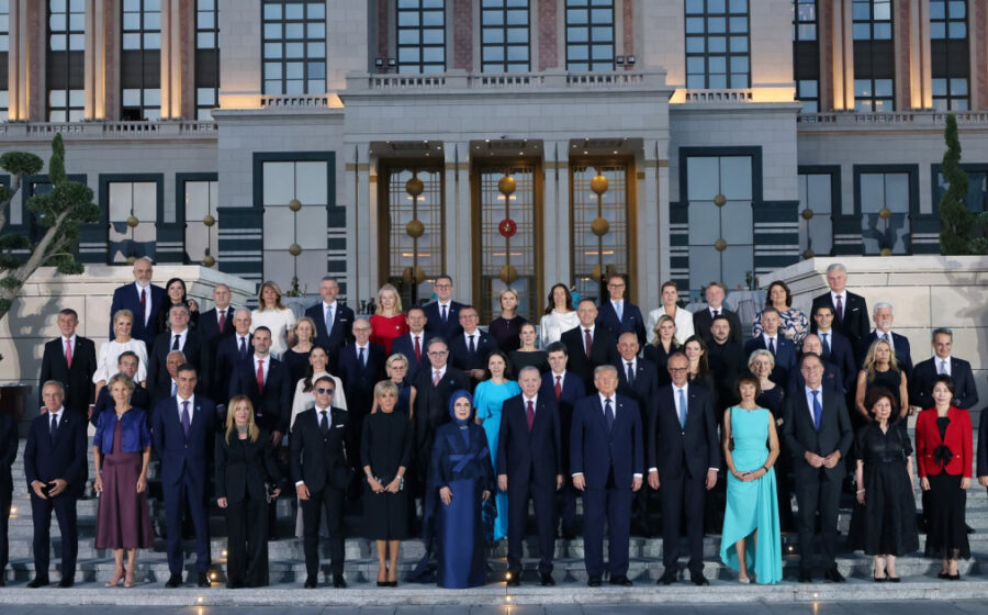 Summitul NATO de la Ankara, prima zi: Forumul Industriei de Apărare, primirea fastuoasă a lui Trump și un dineu de lux cu șefi de stat