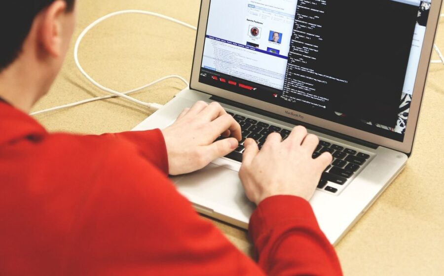 Autoritățile verifică un posibil atac informatic, după ce site-urile mai multor primării din Covasna au devenit nefuncționale