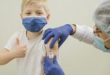 Ministerul Sănătății dă asigurări că există stocuri suficiente pentru vaccinarea copiilor