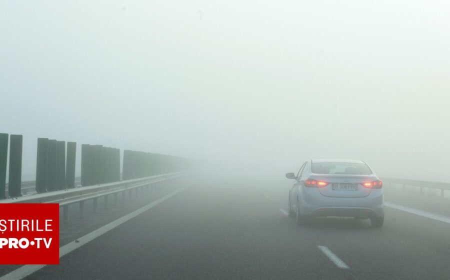 Ceață în trei județe și restricții de circulație pe două drumuri naționale. Cum este traficul în restul ţării