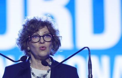 Miza din spatele înscrierii Oanei Gheorghiu în PNL: „Alături de domnul Bolojan”