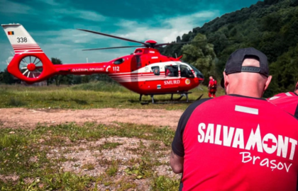 Accident grav în Bușteni. O alpinistă a murit după ruperea corzii în Valea Albișoarei. Intervenție de amploare cu elicoptere și echipaje SMURD