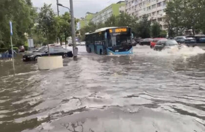 Bucureștiul, sub alertă de furtuni. Se anunță vijelii de 60 km/h și grindină