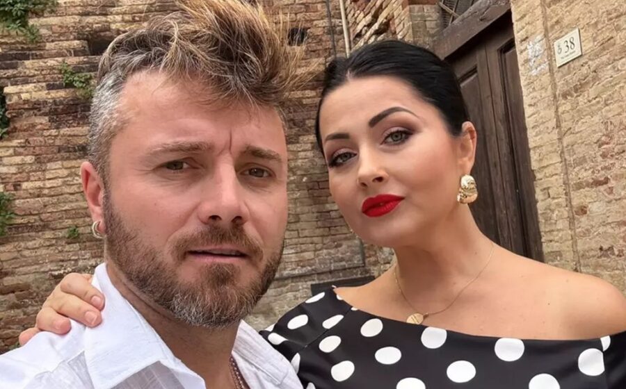 Gabriela Cristea și Tavi Clonda, singuri acasă. Imagini rare cu prezentatoarea TV în costum de baie după ce a slăbit