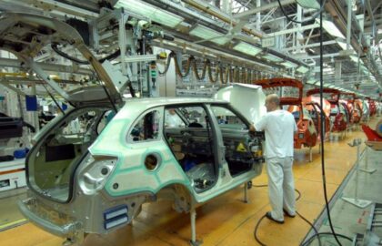Piața neagră a luxului. Cum vinde Rusia SUV-uri BMW contrafăcute la preț premium