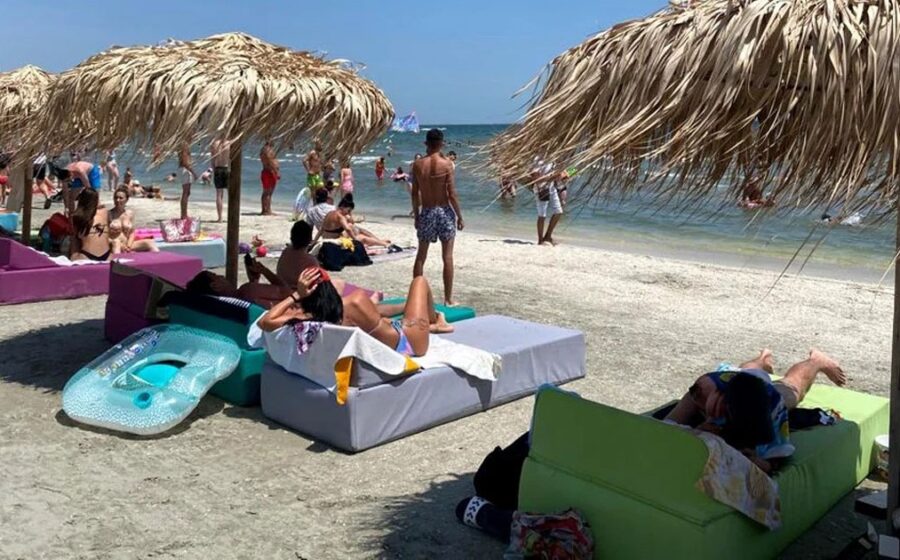 Specialiştii au explicat de ce apa Mării Negr se răceşte în plin sezon estival