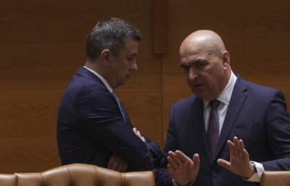 Bolojan, atac la Grindeanu după negocieri: „Ce ţine de ţara noastră nu trebuie să fie anulat de frustrările pe care le avem fiecare”