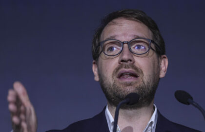 Dominic Fritz afirmă că şansele de a avea un nou guvern până la final de iulie sunt „zero”: De unde să vină această majoritate?