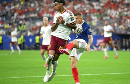 Trei arbitri au spus același lucru! Verdict clar după penalty-ul dictat în Franța