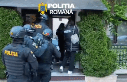 Procurorii DIICOT au destructurat o rețea uriașă la Casele de Pensii: 7 persoane reținute și 13 plasate sub control judiciar