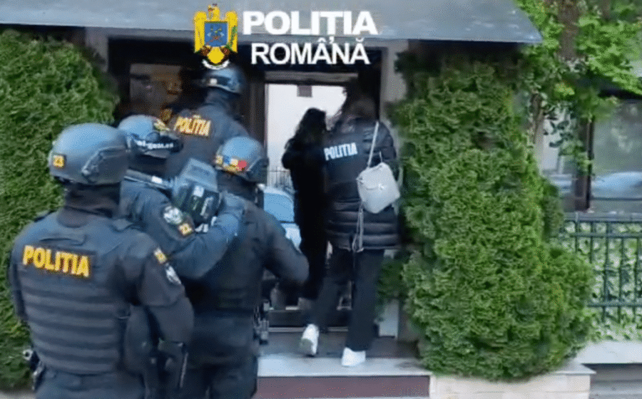 Procurorii DIICOT au destructurat o rețea uriașă la Casele de Pensii: 7 persoane reținute și 13 plasate sub control judiciar
