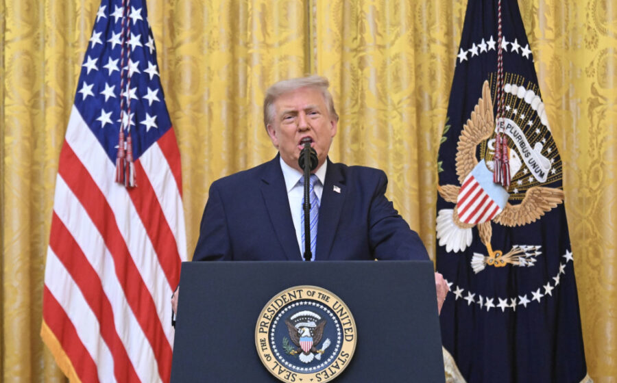 Donald Trump acuză China de amestec în alegerile americane din 2020, contrazicând serviciile de informații din SUA