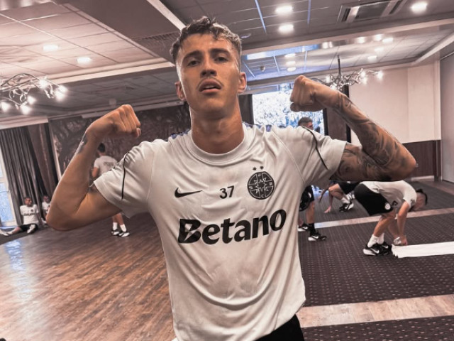 Din nou! Octavian Popescu și-a ales alt număr pe tricou la FCSB
