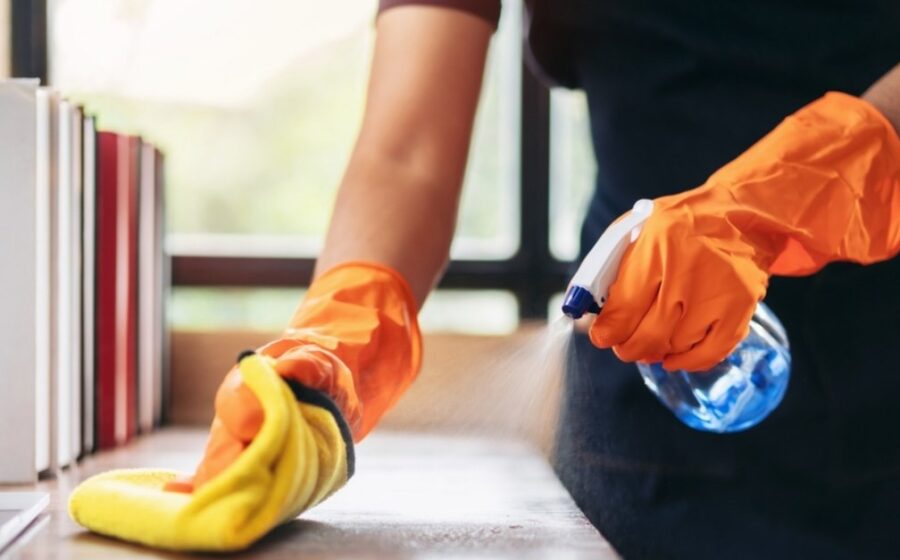 8 locuri din casă pe care să le cureți în fiecare duminică