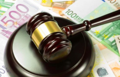 Un bărbat concediat abuziv a refuzat sumele compensatorii. A câștigat în instanță despăgubiri de trei ori mai mult