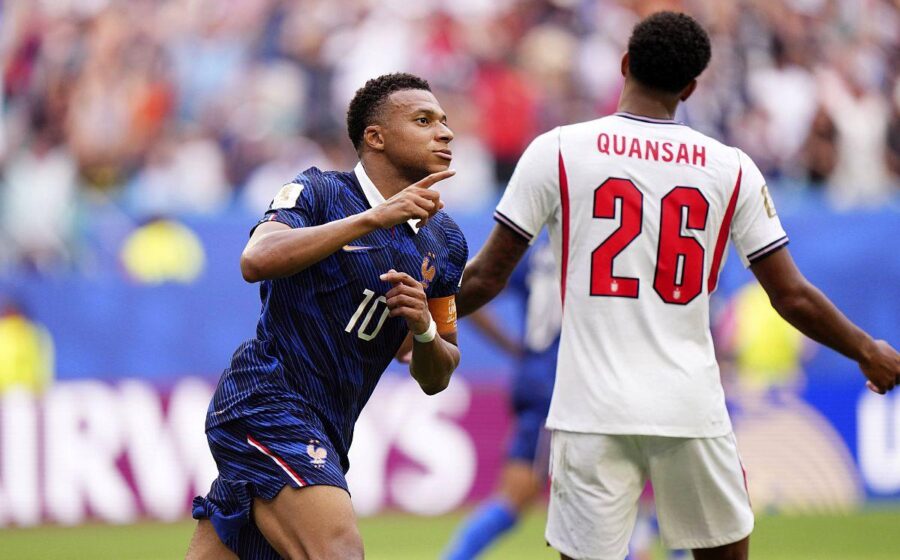 Noul marcator #1 al Mondialului, Mbappe nu deschide încă șampania: „Messi înscrie în finală, asta e sigur”
