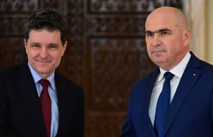 Cu cât vor crește salariile lui Nicușor Dan și Ilie Bolojan, după noua lege a salarizării