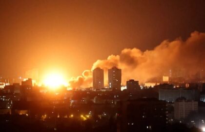 Explozii puternice la Kiev: capitala Ucrainei, vizată de un atac cu rachete balistice