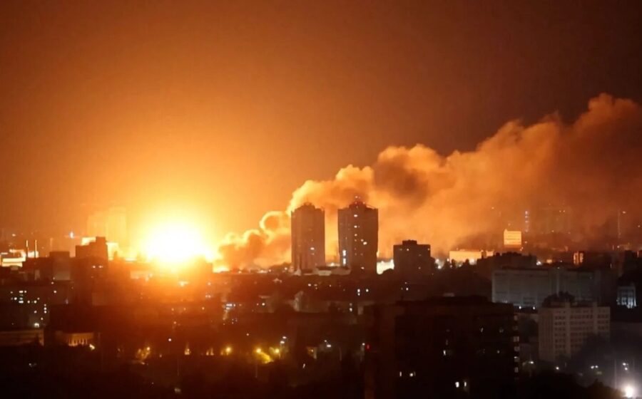 Explozii puternice la Kiev: capitala Ucrainei, vizată de un atac cu rachete balistice
