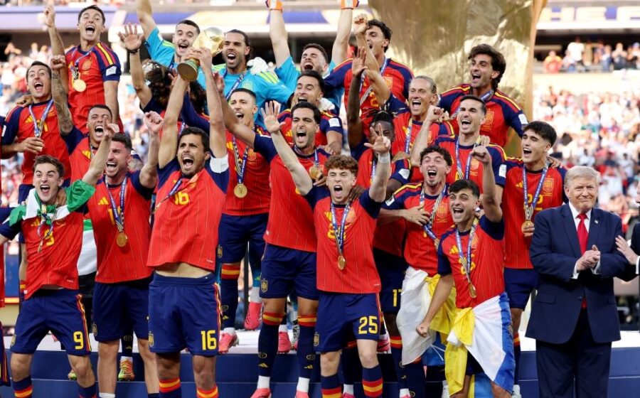 Spania, noua regină a fotbalului. Argentina a dormit 120 de minute în finala Campionatului Mondial