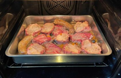 Câtă carne roșie e bine să mănânci pe săptămână. Ce beneficii are și de ce trebuie evitat excesul