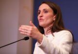 România a plătit sute de mii de dolari chirie pentru ambasadă și reședință în Libia, deși nu mai are echipă acolo de 12 ani. Detalii din auditul de la MAE