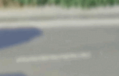 Scene șocante în Suceava: un șofer a lovit intenționat cu mașina un adolescent aflat pe trotinetă, apoi a coborât și l-a bătut